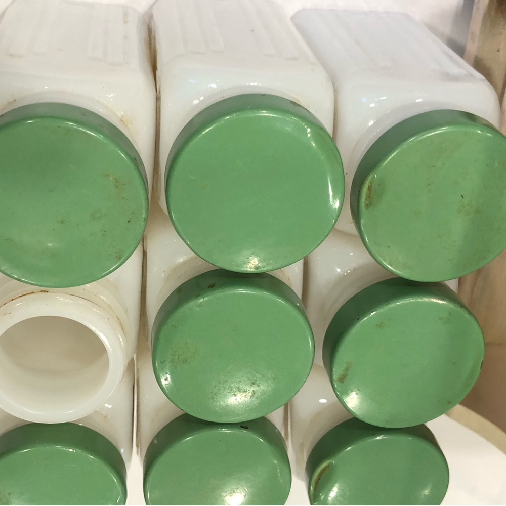 Vintage Griffith's Spice Jar Set In Holder Green Lids Used Milk White Rare-Read - Picture 15 of 16